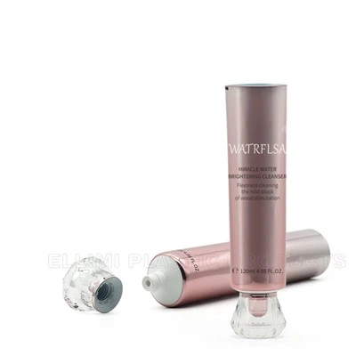 Vamzdis su deimantiniu dangteliu